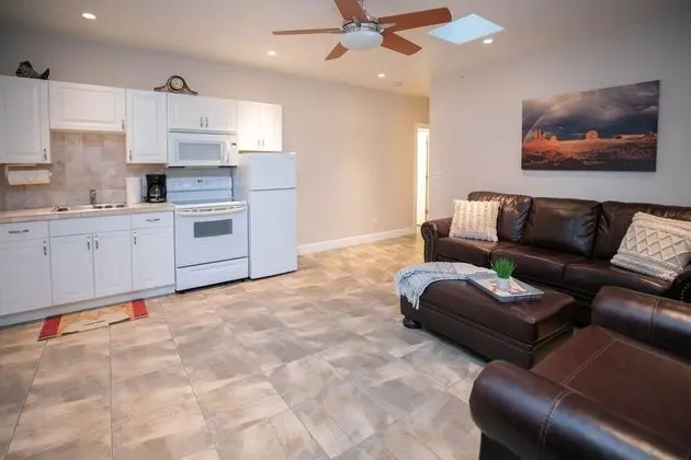 Ev (6 Bedrooms)
