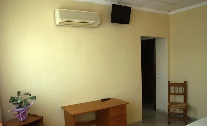 Tek Büyük Yataklı Oda