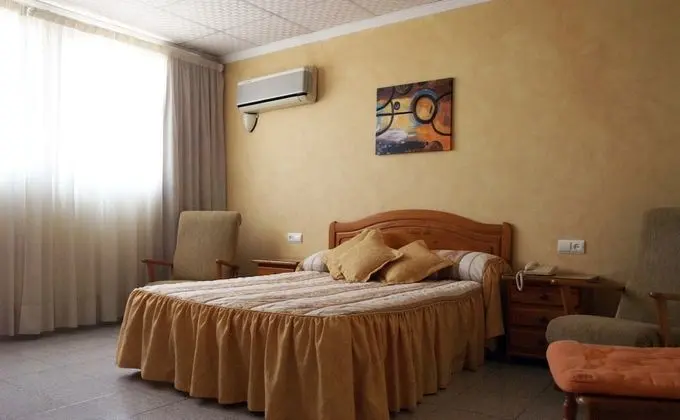 Tek Büyük Yataklı Oda