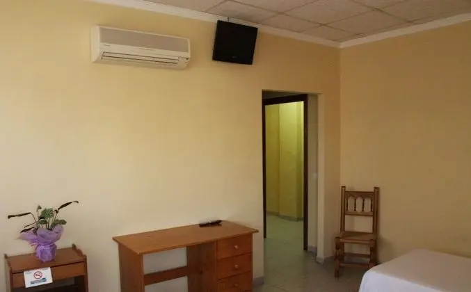 Tek Büyük Yataklı Oda