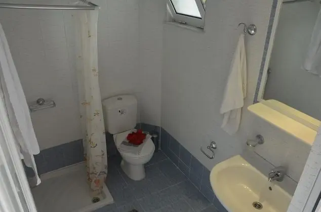 Stüdyo, Balkon, Havuz Manzaralı