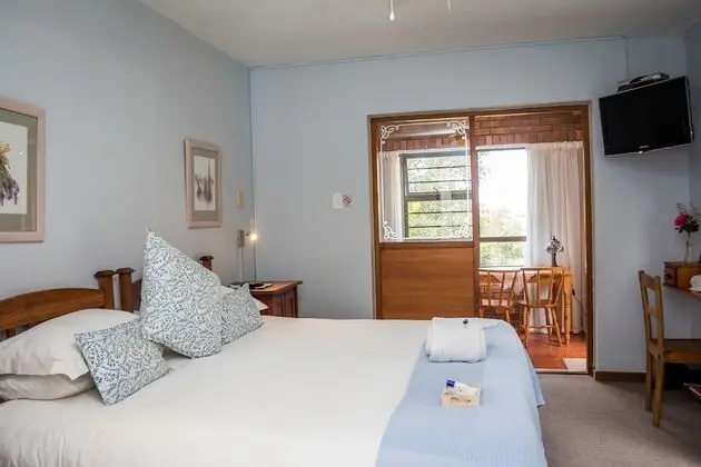 Family Tek Büyük Yataklı Oda