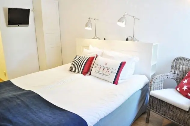 Tek Büyük Yataklı Oda, 1 Büyük (Queen) Boy Yatak