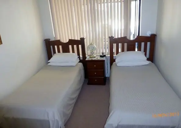 Standard Oda, Sigara İçilmez, Ortak Banyo (Twin Room 2 - 2 singles)