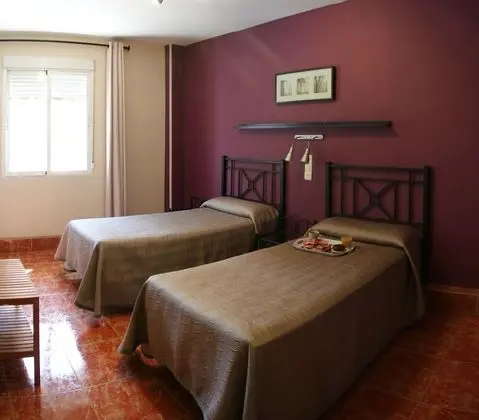 Comfort Tek Büyük Yataklı Oda (Parking)