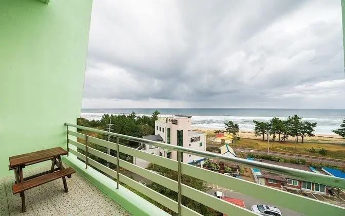 Oda (Suite Twin (Twin / Non-Smoking))