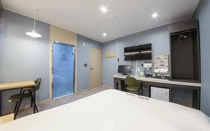 Oda (Standard A (Netflix available))