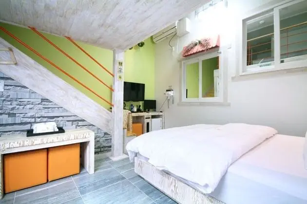 Oda (Pension Type Duplex (Netflix Availabl)