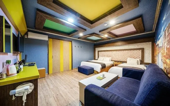 Oda (Deluxe room (Netflix available))