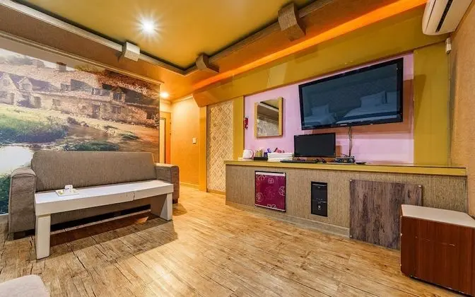 Oda (Deluxe room (Netflix available))