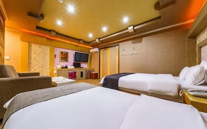 Oda (Deluxe room (Netflix available))