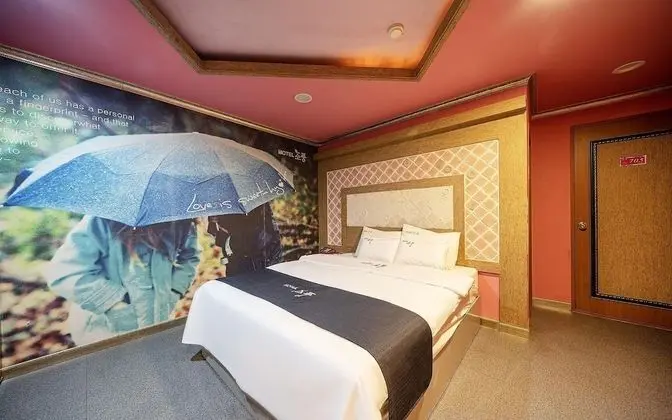 Oda (Standard Room (Netflix Available))