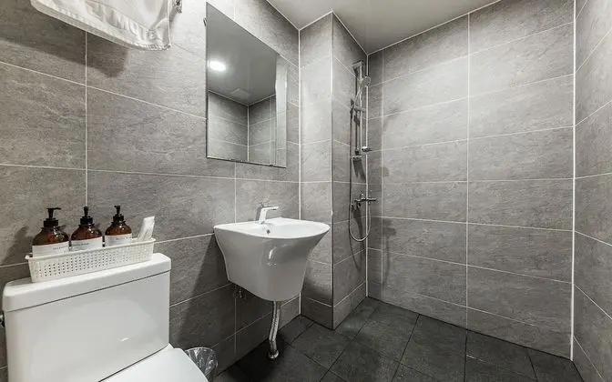 Oda (Standard (hotel bedding latex bed))