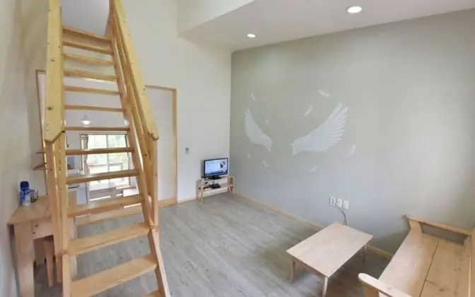 Oda (Feather cloud (Duplex Bed Room))