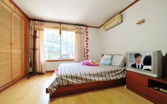 Oda (Daisy (Couple Room Bed Room))