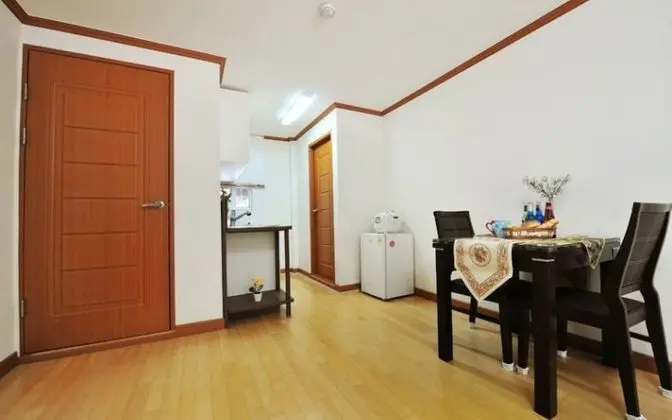 Oda (Daisy (Couple Room Bed Room))