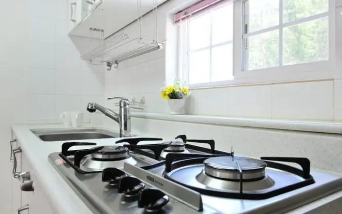 Oda (Rosemary (room bedroom))