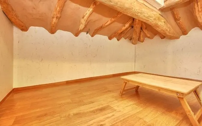 Oda (Star Attic Room 1)