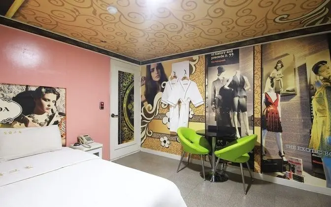 Oda (Semi-special room (available on Netfl)
