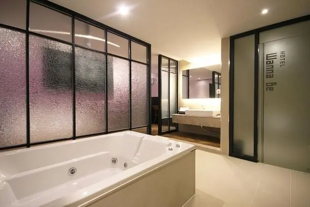 Oda (Premium (2 person whirlpool bathtub))