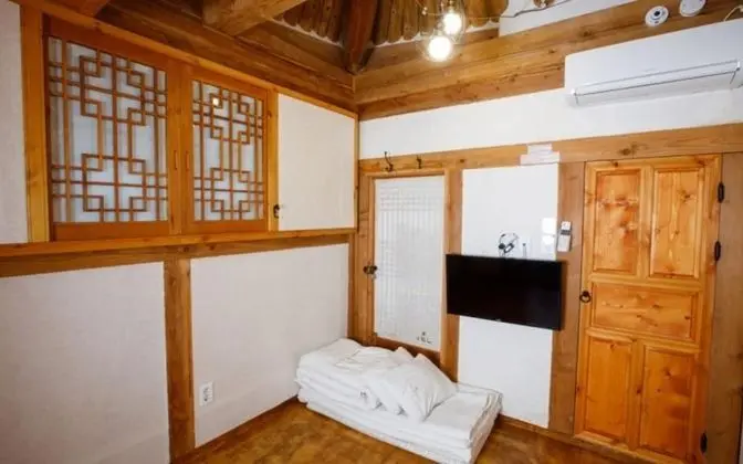 Oda (2-person Ondol room)