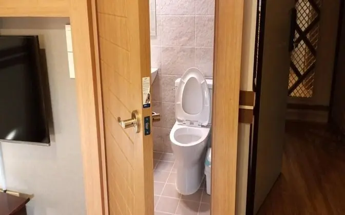Oda (Executive room - Ondol (free parking )