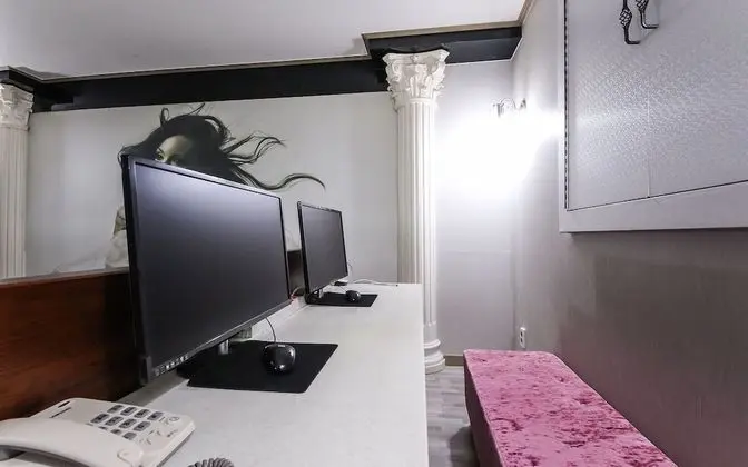 Oda (Gaming 2PC room(PUBG 2PC+Netflix))