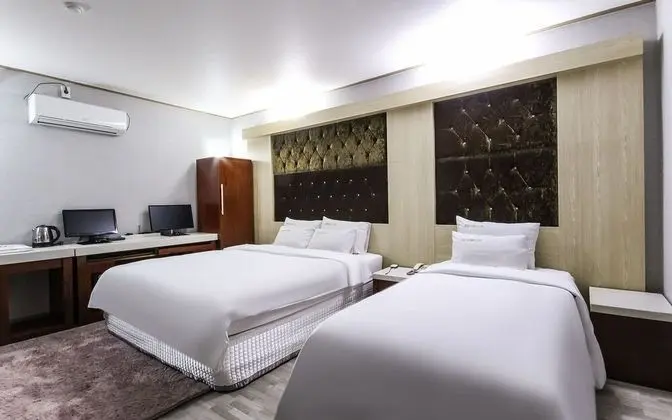 Oda (VIP(2pc/2bed+Netflix))
