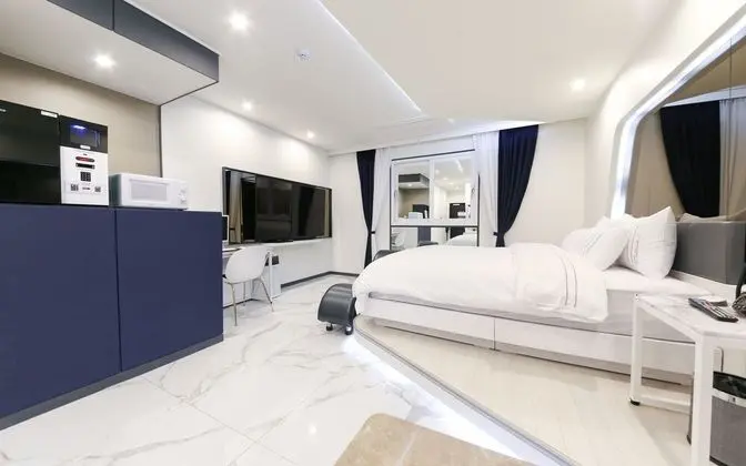 Oda (VIP drive-in - 1st week of room (Netf)