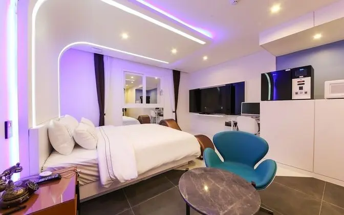 Oda (VIP drive-in - 1st week of room (Netf)