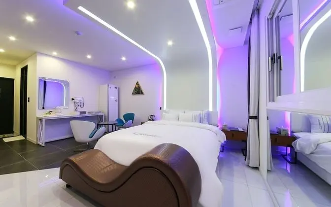 Oda (VIP drive-in - 1st week of room (Netf)