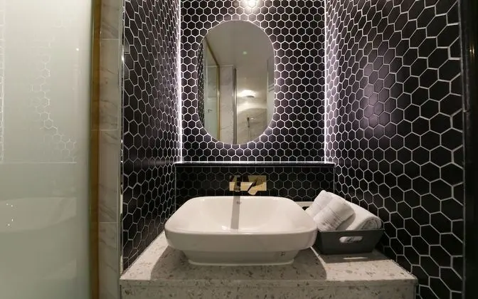 Oda (VIP drive-in - 1st week of room (Netf)