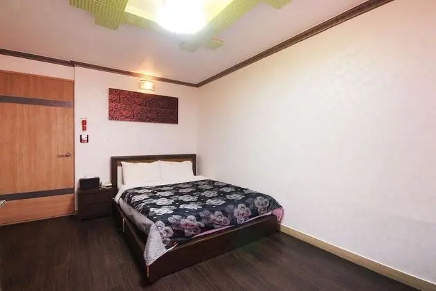 Oda (Semi-Special Room)