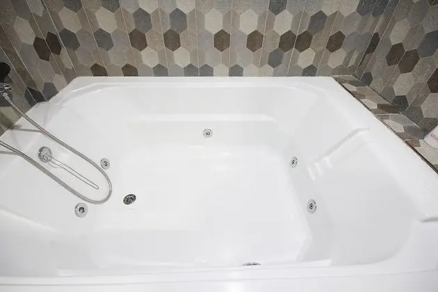 Oda (Premium (Two-person bathtub Wave Netf)