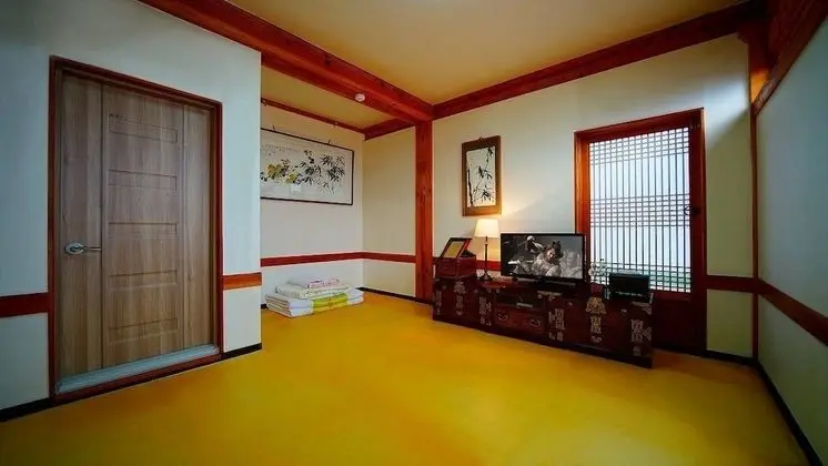 Üç Kişilik Oda, Sigara İçilmez, Özel Banyo (1F, Ondol)