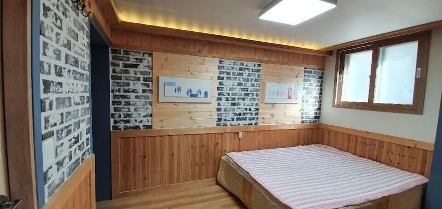 Room No.1