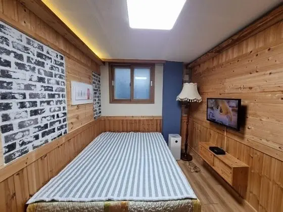 Room No.1