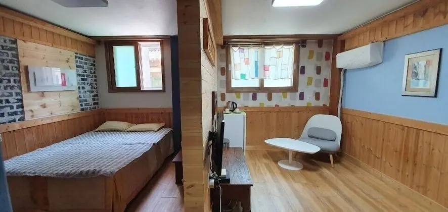 Room No.1