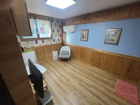 Room No.1
