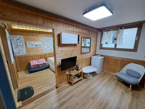 Room No.1
