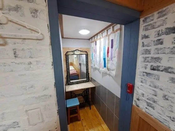 Room No.1