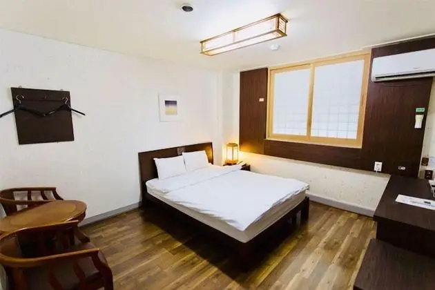 Standard Tek Büyük Yataklı Oda, 1 Çift Kişilik Yatak, Şehir Manzaralı