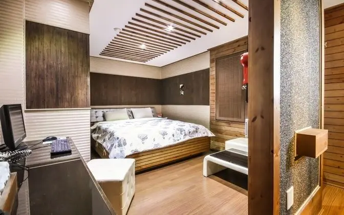 Oda (Special Room)