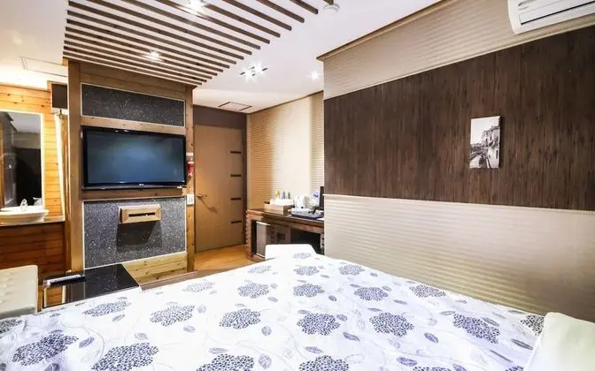Oda (Special Room)