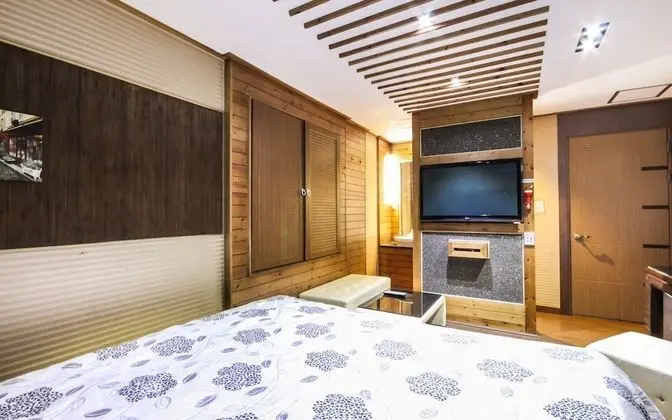 Oda (Special Room)
