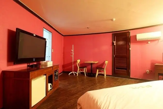 Oda (Special room (Couple PC Netflix viewi)