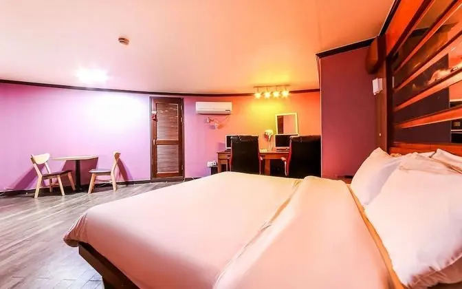 Oda (Special room (Couple PC Netflix viewi)