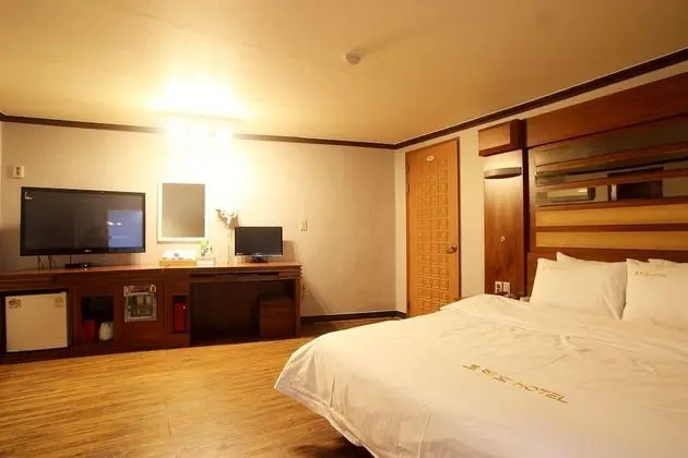 Oda (Special room (Couple PC Netflix viewi)