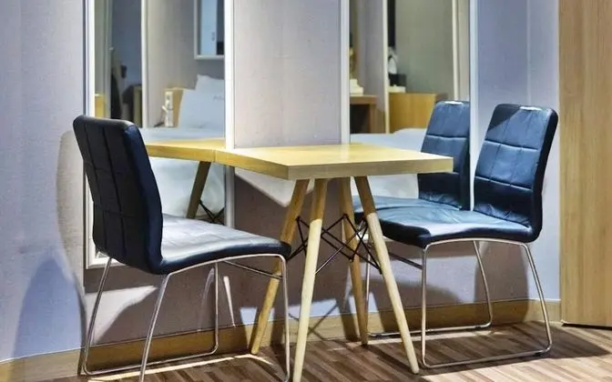 Oda (Corner Suite sitting type (Breakfast )