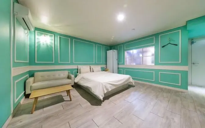 Oda (Deluxe (no breakfast styler Netflix &)